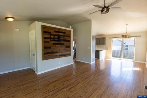 578 Pioneer Street Philomath OR 97330