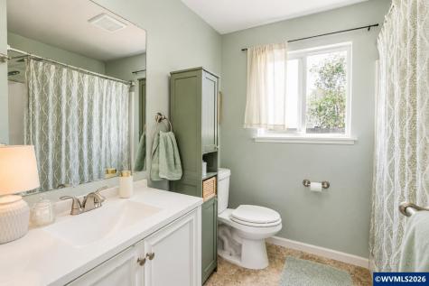 153 S 6th Street Lebanon OR 97355