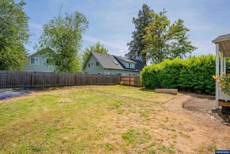 153 S 6th Street Lebanon OR 97355