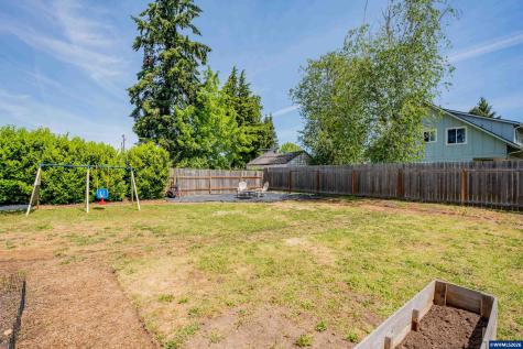 153 S 6th Street Lebanon OR 97355