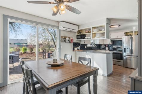 2490 SE Ermine Street Albany OR 97322