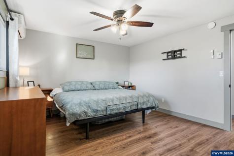 2490 SE Ermine Street Albany OR 97322