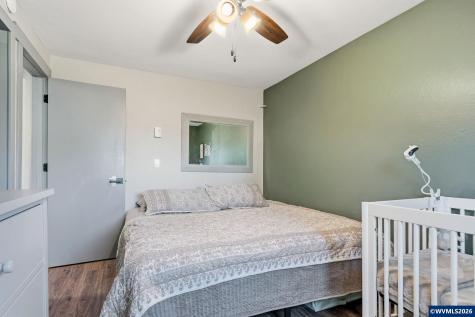 2490 SE Ermine Street Albany OR 97322