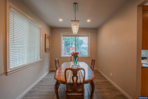 2333 Mountain River Drive Lebanon OR 97355