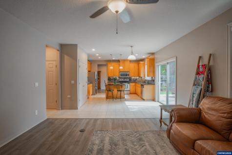 2333 Mountain River Drive Lebanon OR 97355