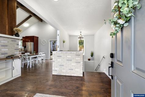 1408 Greenwood Drive NE Keizer OR 97303