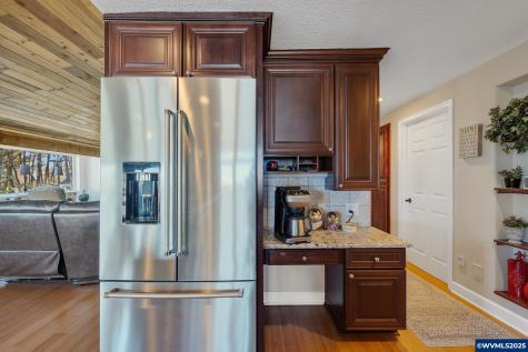 424 SW Cliff Street Depoe Bay OR 97341