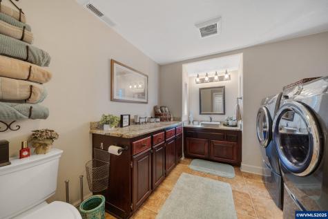 424 SW Cliff Street Depoe Bay OR 97341