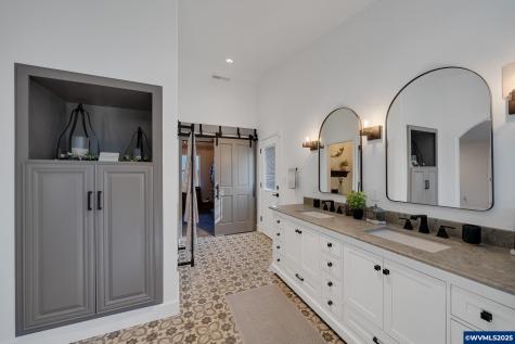 424 SW Cliff Street Depoe Bay OR 97341