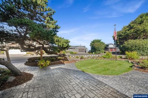 424 SW Cliff Street Depoe Bay OR 97341