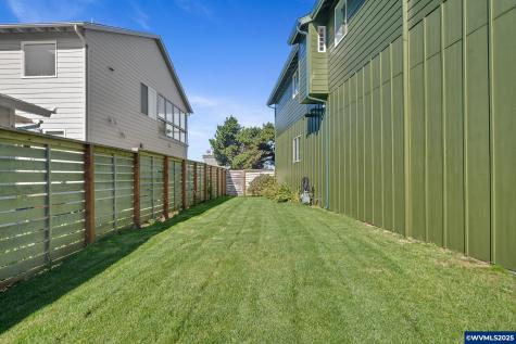 424 SW Cliff Street Depoe Bay OR 97341
