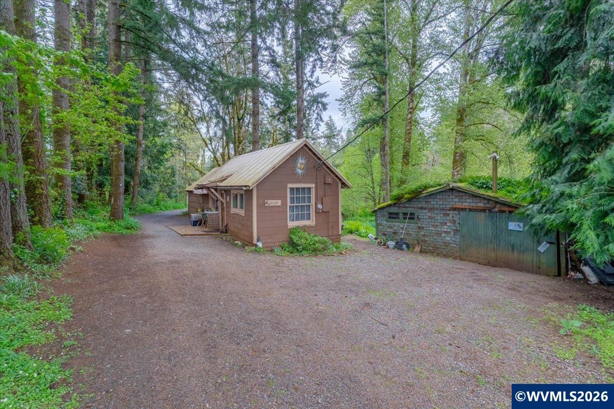 10125 Edmunson Drive SE Salem OR 97317