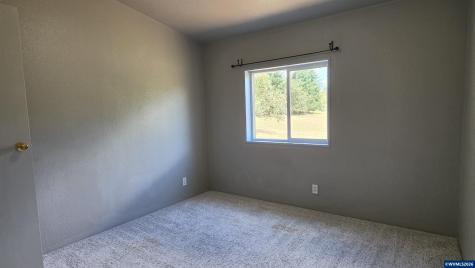 34125 E Lacomb Road Lebanon OR 97355