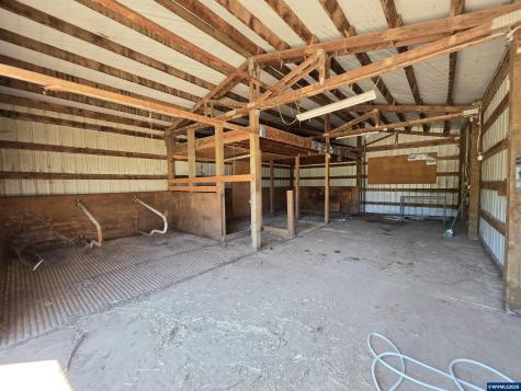 34125 E Lacomb Road Lebanon OR 97355