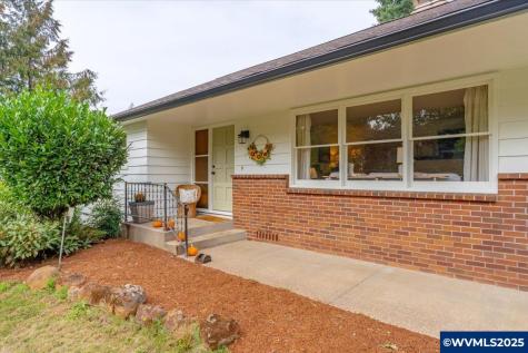 6671 Ganon Street SE Salem OR 97317