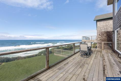 2151 NW Inlet Avenue Lincoln City OR 97367