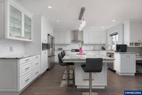 2151 NW Inlet Avenue Lincoln City OR 97367