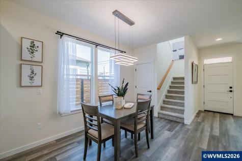 528 S 7th Street Independence OR 97351