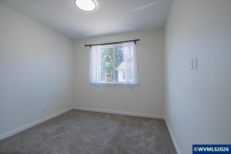 528 S 7th Street Independence OR 97351