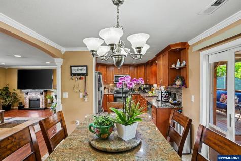 3030 Hollyridge Lp Salem OR 97305