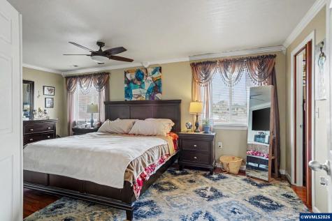 3030 Hollyridge Lp Salem OR 97305