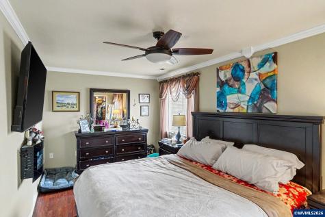 3030 Hollyridge Lp Salem OR 97305