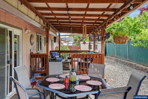 3030 Hollyridge Lp Salem OR 97305