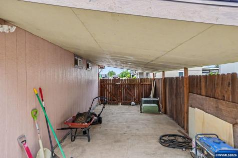 3030 Hollyridge Lp Salem OR 97305