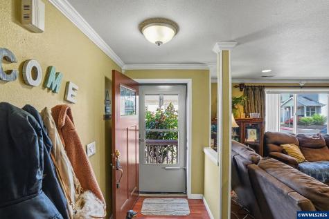 3030 Hollyridge Lp Salem OR 97305
