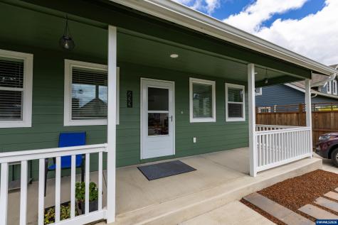 233 S 15th Street Philomath OR 97370
