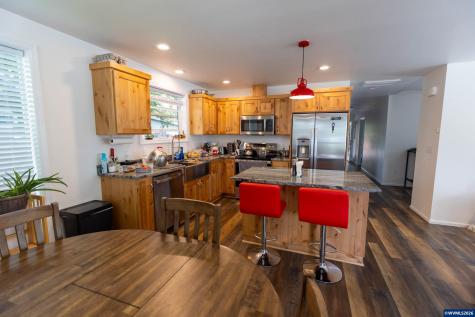 233 S 15th Street Philomath OR 97370