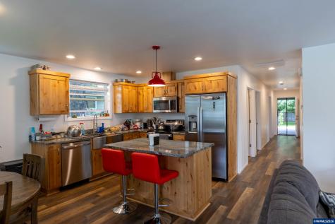 233 S 15th Street Philomath OR 97370