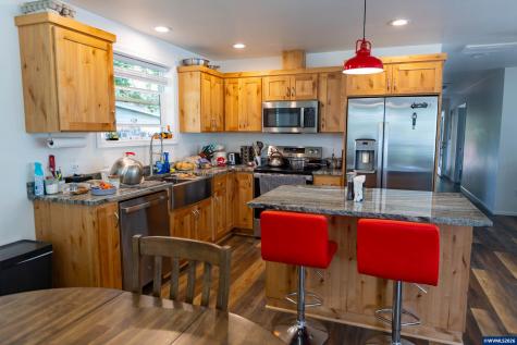 233 S 15th Street Philomath OR 97370
