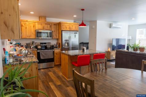 233 S 15th Street Philomath OR 97370