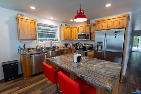 233 S 15th Street Philomath OR 97370