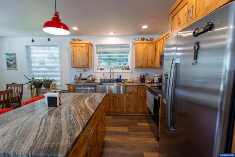 233 S 15th Street Philomath OR 97370