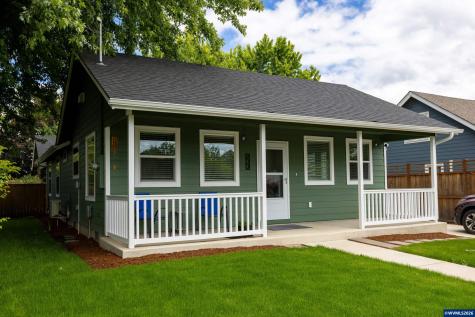 233 S 15th Street Philomath OR 97370