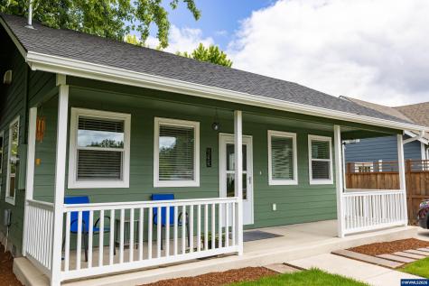 233 S 15th Street Philomath OR 97370