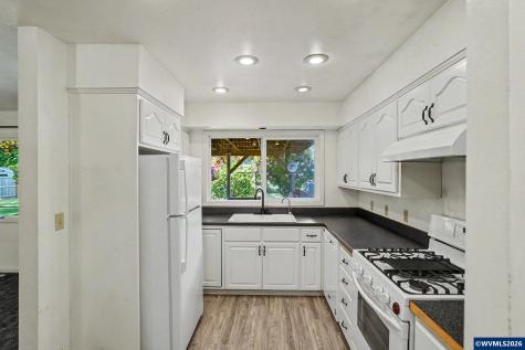 241 N Fern Avenue Stayton OR 97383