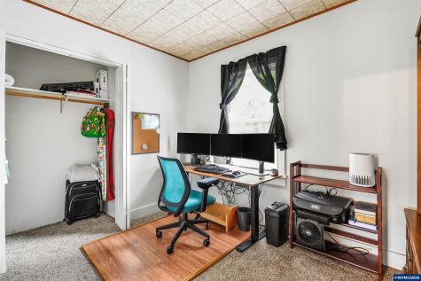 1719 Tamarack Street Sweet Home OR 97386-1141
