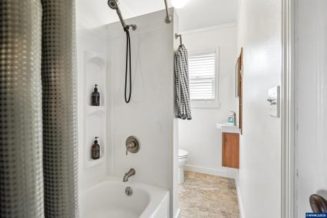 1719 Tamarack Street Sweet Home OR 97386-1141