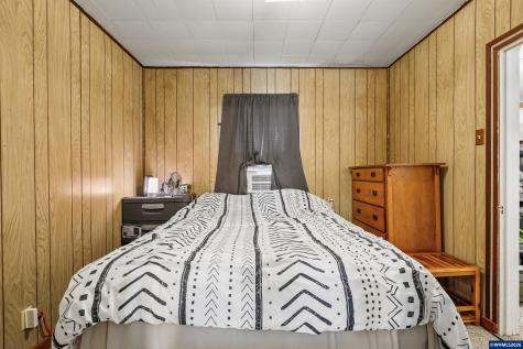 1719 Tamarack Street Sweet Home OR 97386-1141
