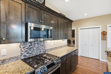 1589 SE Loganberry Street Dallas OR 97338