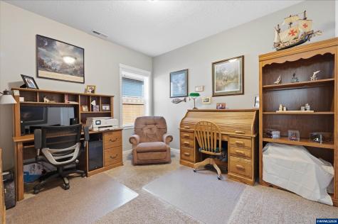 1589 SE Loganberry Street Dallas OR 97338