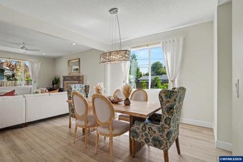 1995 Zachris Court NE Keizer OR 97303