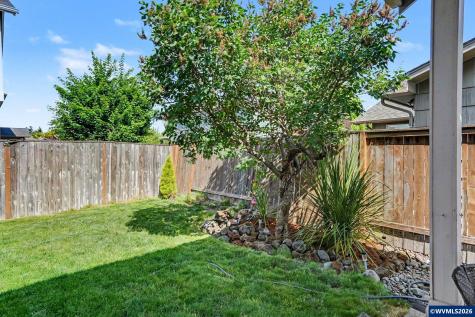 1995 Zachris Court NE Keizer OR 97303