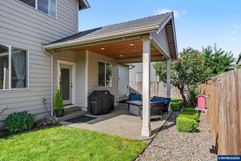 1995 Zachris Court NE Keizer OR 97303