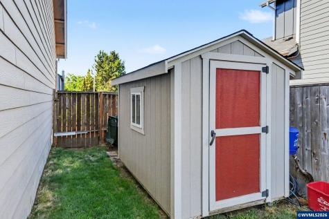 1995 Zachris Court NE Keizer OR 97303