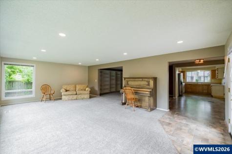 4210 Ivory Way NE Salem OR 97305