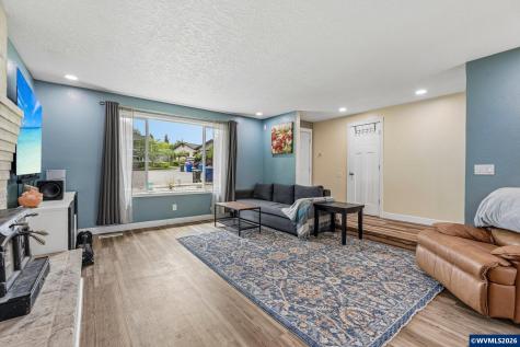 819 Chehalis Place N Keizer OR 97303